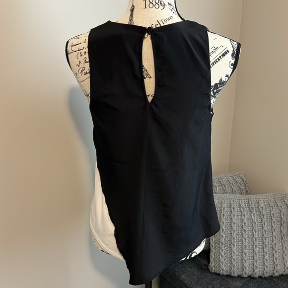 Anthropologie Bordeaux Orlana Split Tone Blouse! - Picture 6 of 9